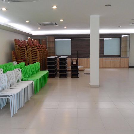 Hotel Grand Court Inn - Sungai Besar Exterior foto